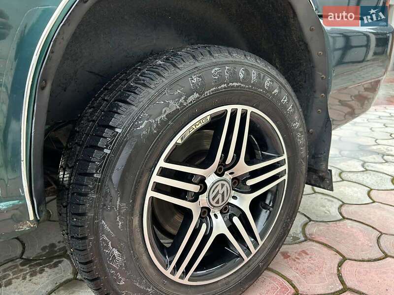 Грузовой фургон Volkswagen Transporter 2002 в Надворной