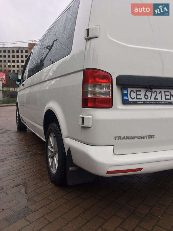 Минивэн Volkswagen Transporter 2015 в Черновцах