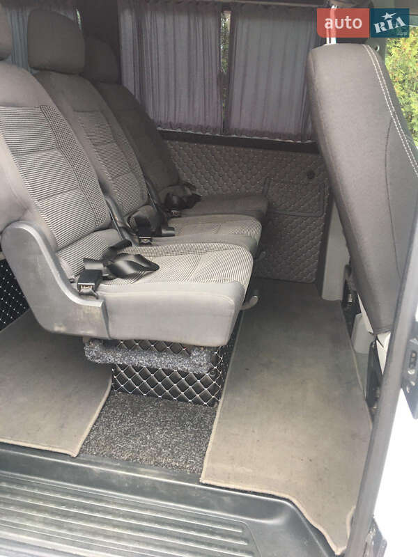 Минивэн Volkswagen Transporter 2015 в Черновцах