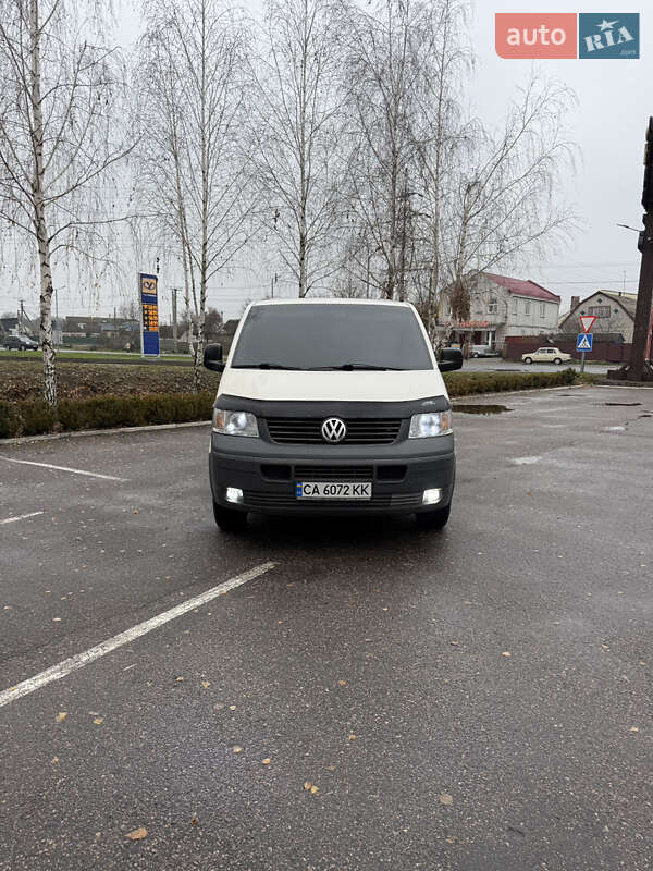 Минивэн Volkswagen Transporter 2005 в Смеле