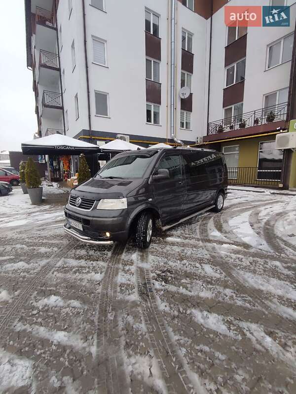 Минивэн Volkswagen Transporter 2005 в Ратным