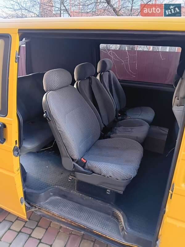 Минивэн Volkswagen Transporter 1998 в Костополе