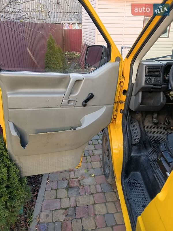 Минивэн Volkswagen Transporter 1998 в Костополе