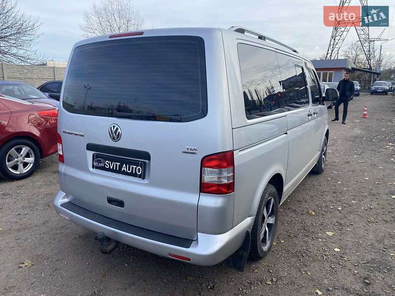 Мінівен Volkswagen Transporter 2010 в Миколаєві