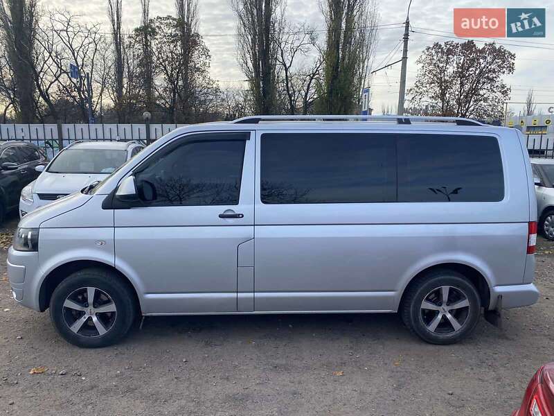 Мінівен Volkswagen Transporter 2010 в Миколаєві