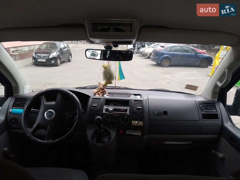Минивэн Volkswagen Transporter 2005 в Десне