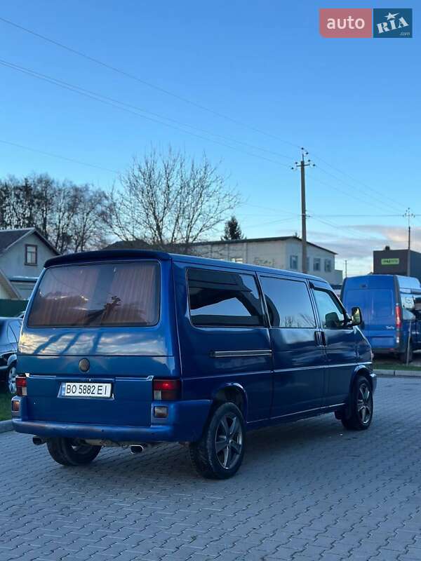 Минивэн Volkswagen Transporter 2001 в Шумске