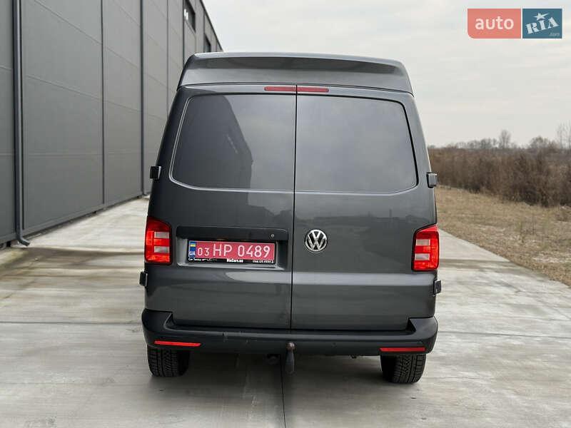 Вантажний фургон Volkswagen Transporter 2018 в Броварах