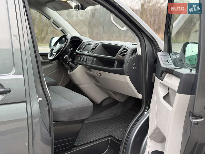 Вантажний фургон Volkswagen Transporter 2018 в Броварах