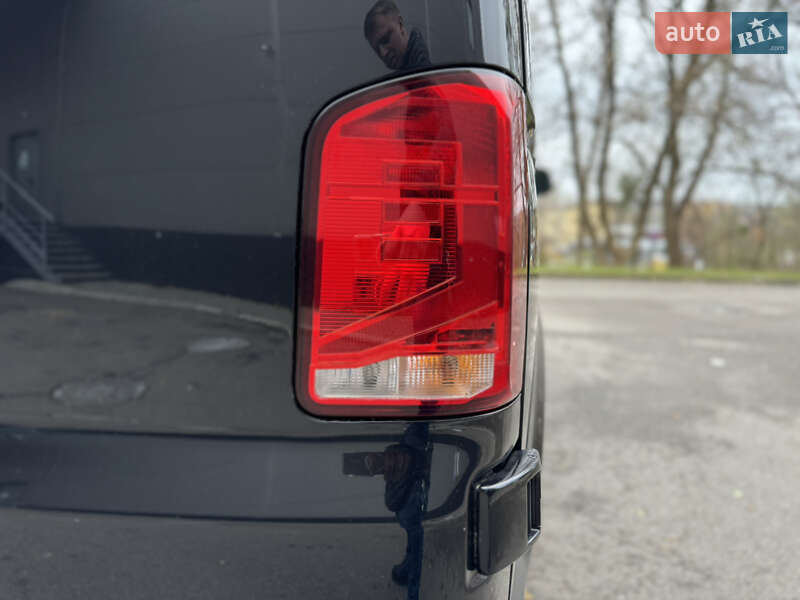 Вантажний фургон Volkswagen Transporter 2020 в Києві