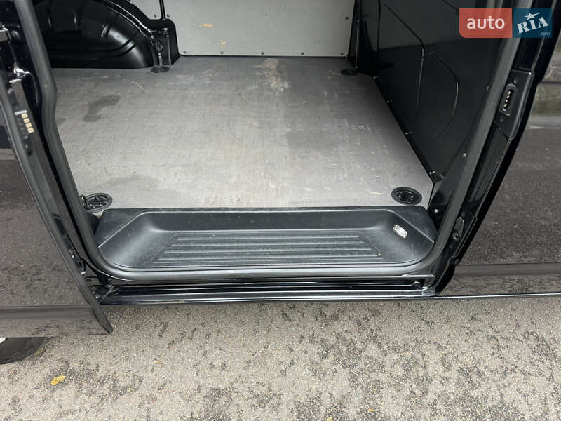 Вантажний фургон Volkswagen Transporter 2020 в Києві