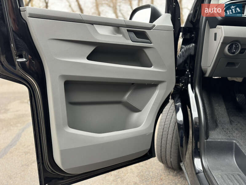 Вантажний фургон Volkswagen Transporter 2020 в Києві