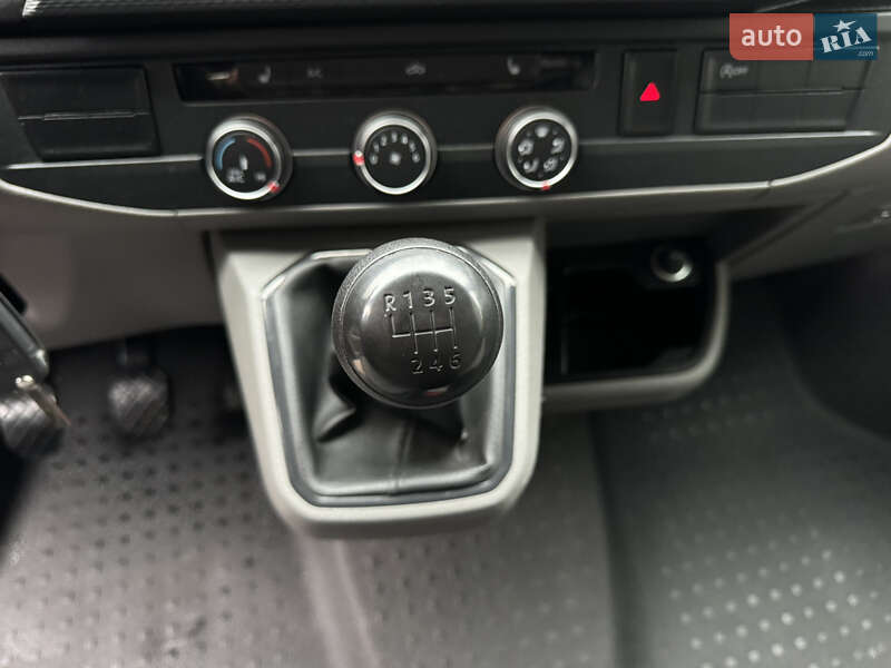 Вантажний фургон Volkswagen Transporter 2020 в Києві