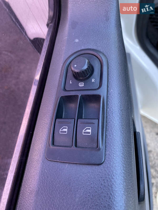 Минивэн Volkswagen Transporter 2006 в Павлограде