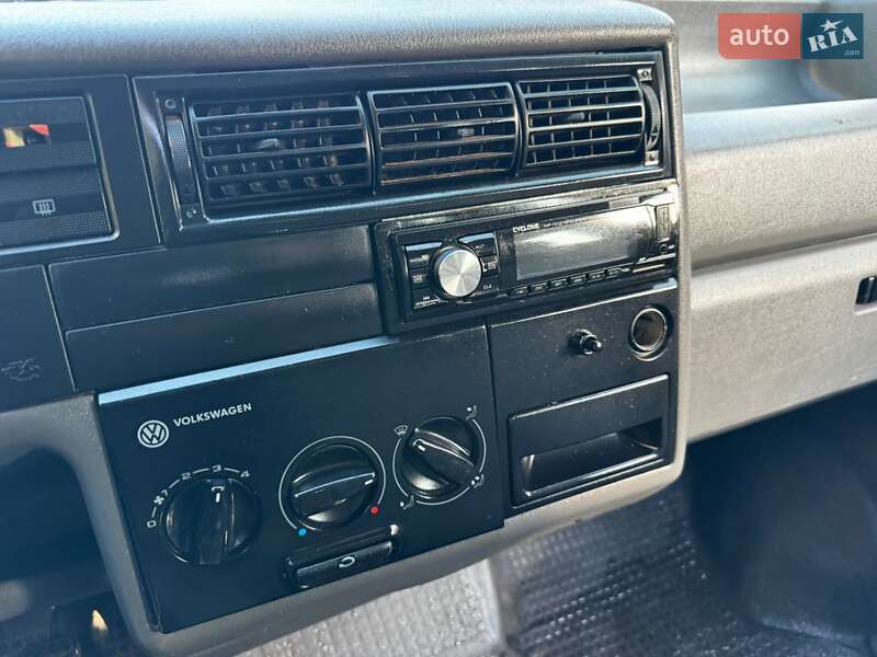 Минивэн Volkswagen Transporter 1998 в Виннице