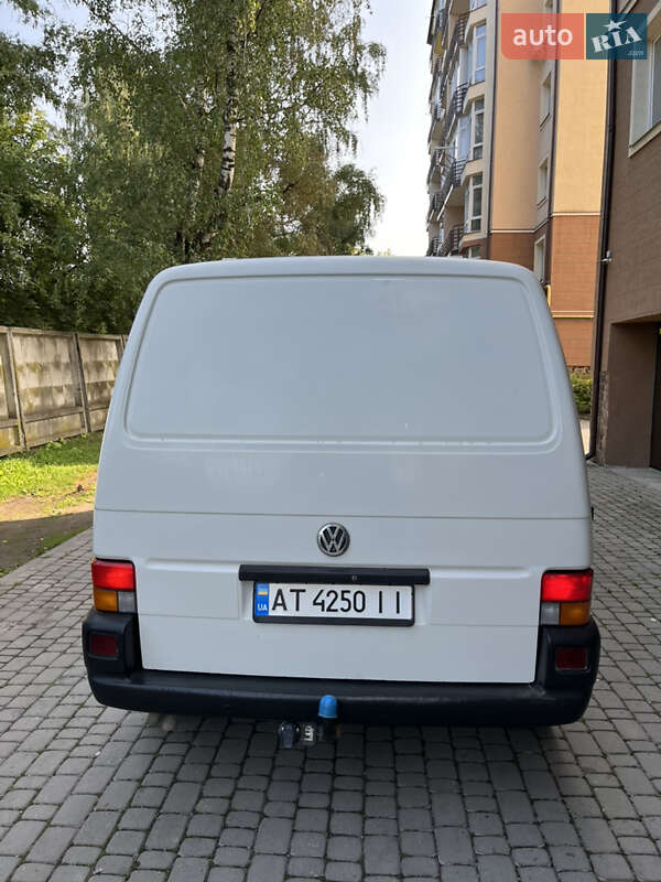 Вантажний фургон Volkswagen Transporter 2001 в Надвірній фото 3 Вантажний фургон Volkswagen Transporter 2001 в Надвірній