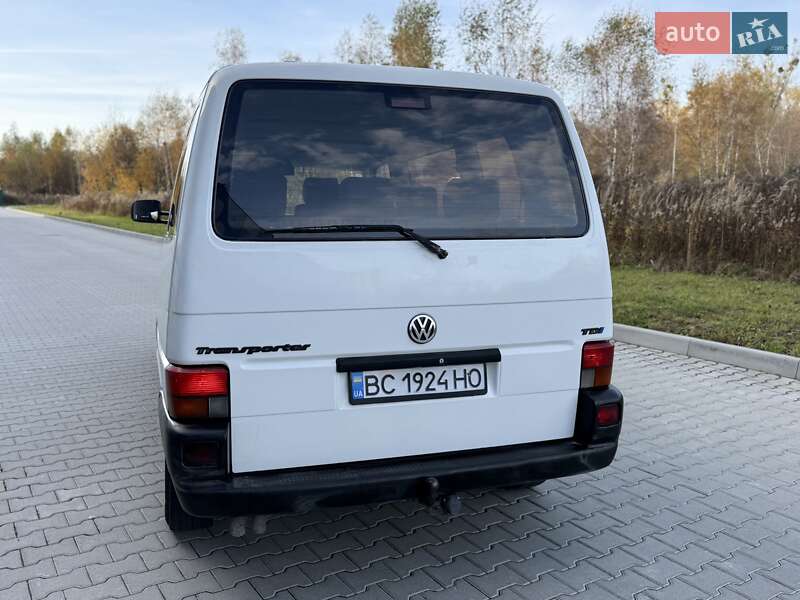 Мінівен Volkswagen Transporter 2000 в Львові