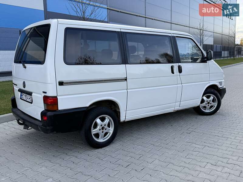 Мінівен Volkswagen Transporter 2000 в Львові