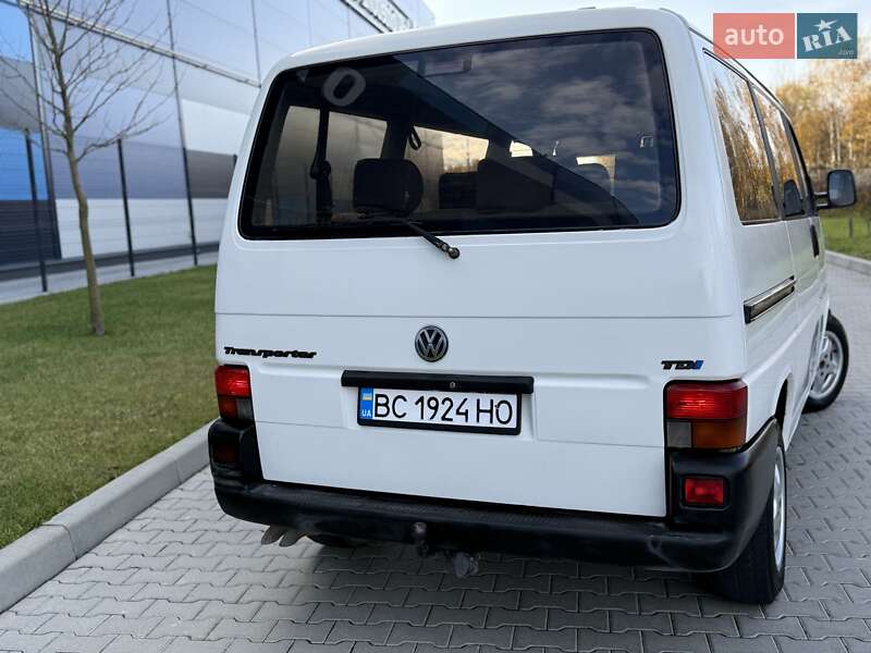 Мінівен Volkswagen Transporter 2000 в Львові