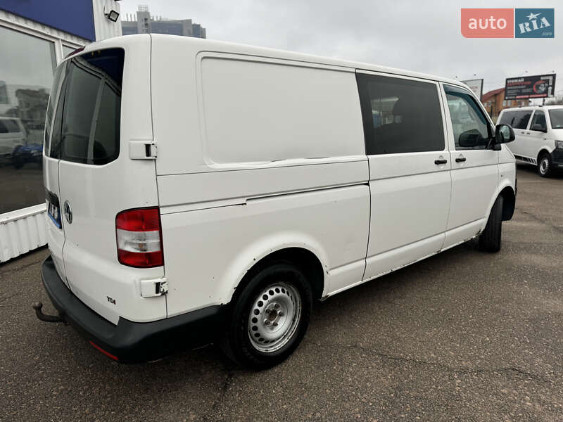 Грузовой фургон Volkswagen Transporter 2013 в Киеве