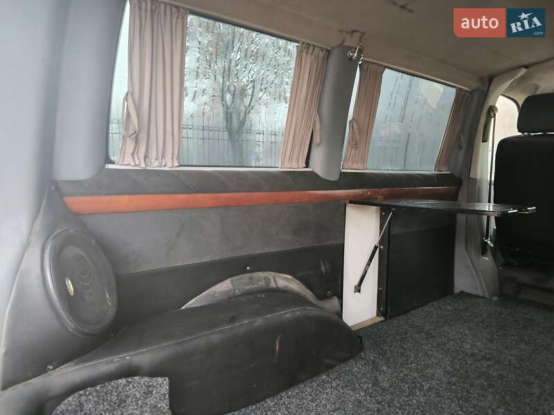 Минивэн Volkswagen Transporter 2005 в Луцке фото 12 Минивэн Volkswagen Transporter 2005 в Луцке