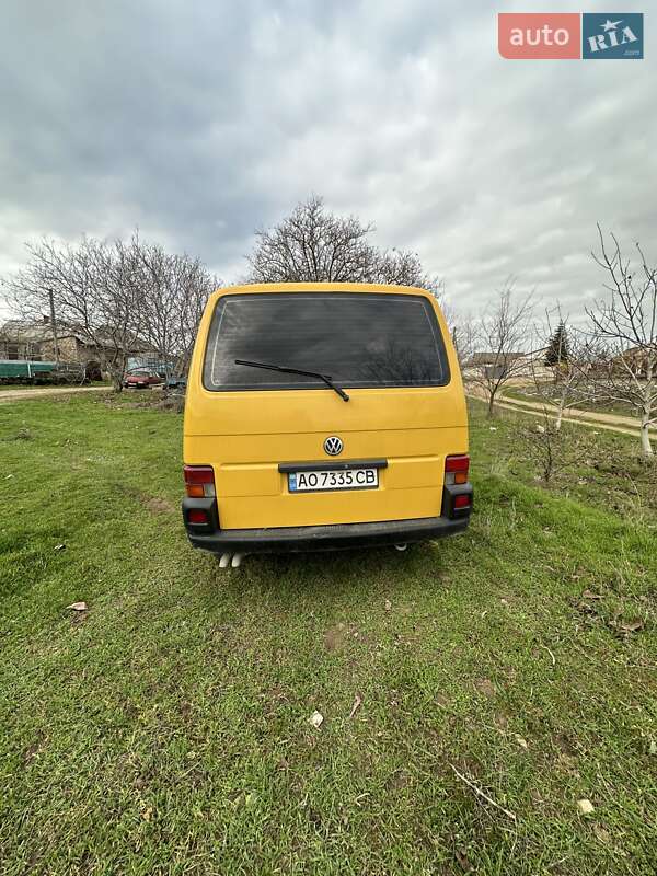 Мінівен Volkswagen Transporter 2000 в Херсоні