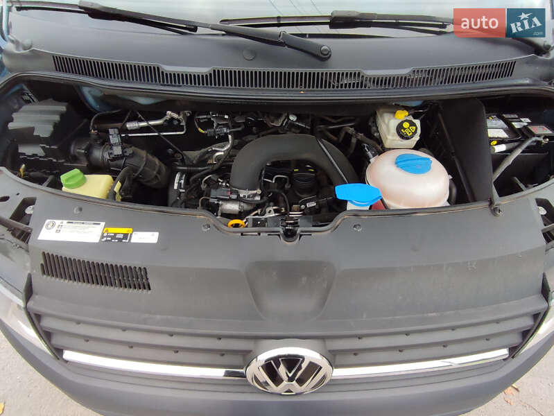 Вантажний фургон Volkswagen Transporter 2018 в Луцьку