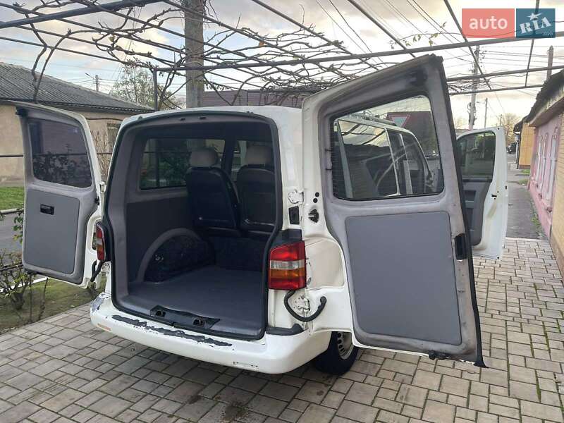 Минивэн Volkswagen Transporter 2003 в Измаиле фото 12 Минивэн Volkswagen Transporter 2003 в Измаиле
