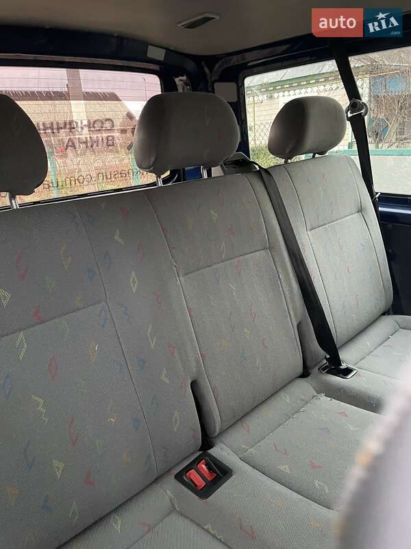 Мінівен Volkswagen Transporter 2006 в Острозі фото 13 Мінівен Volkswagen Transporter 2006 в Острозі