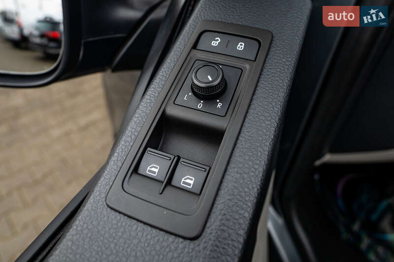 Вантажний фургон Volkswagen Transporter 2018 в Луцьку