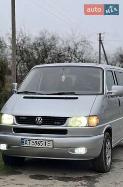 Минивэн Volkswagen Transporter 2003 в Надворной