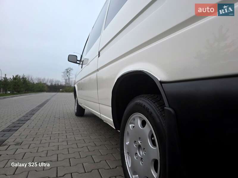 Мінівен Volkswagen Transporter 1994 в Луцьку