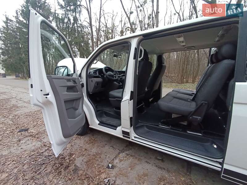 Мінівен Volkswagen Transporter 2020 в Києві