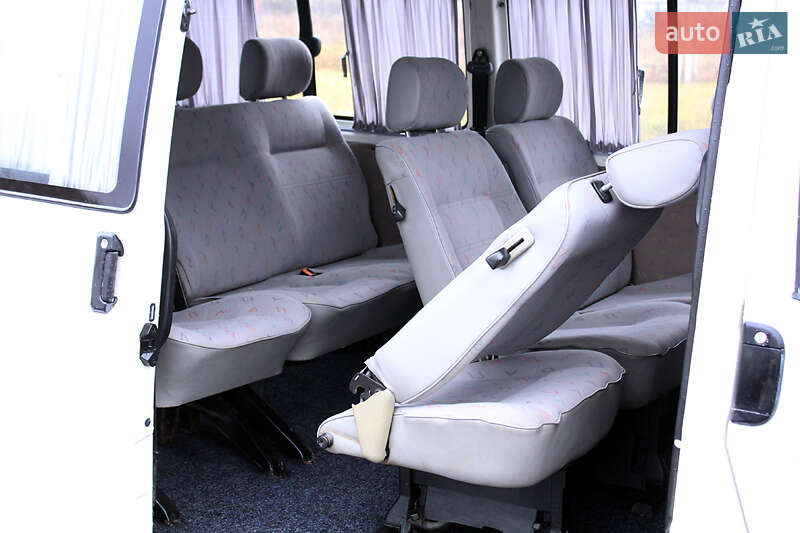 Минивэн Volkswagen Transporter 1999 в Виннице