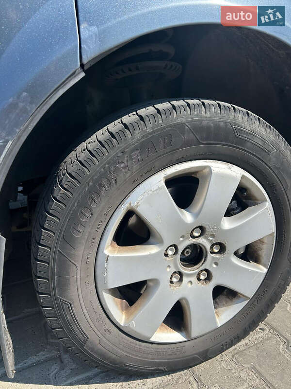 Мінівен Volkswagen Transporter 2006 в Хмельницькому