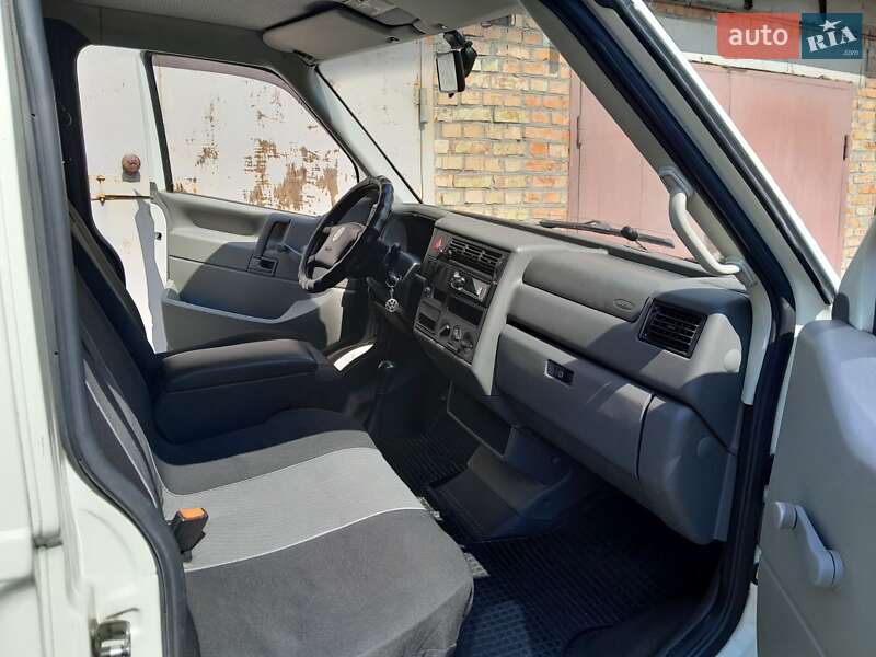 Мінівен Volkswagen Transporter 1999 в Києві