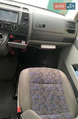 Мінівен Volkswagen Transporter 2005 в Львові