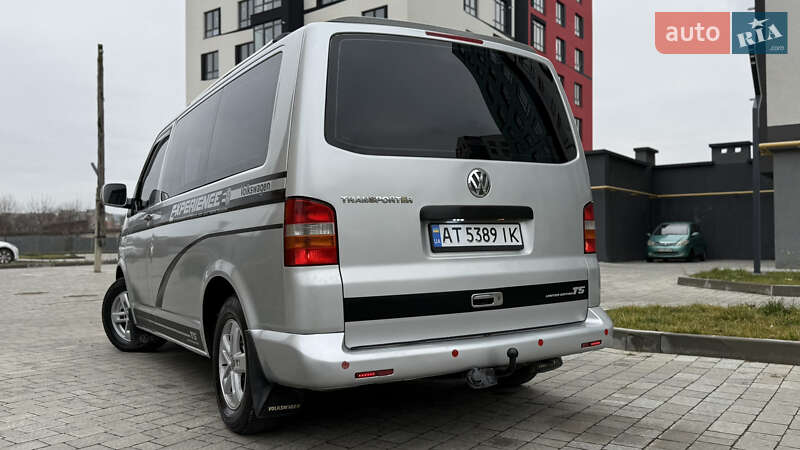 Мінівен Volkswagen Transporter 2005 в Івано-Франківську