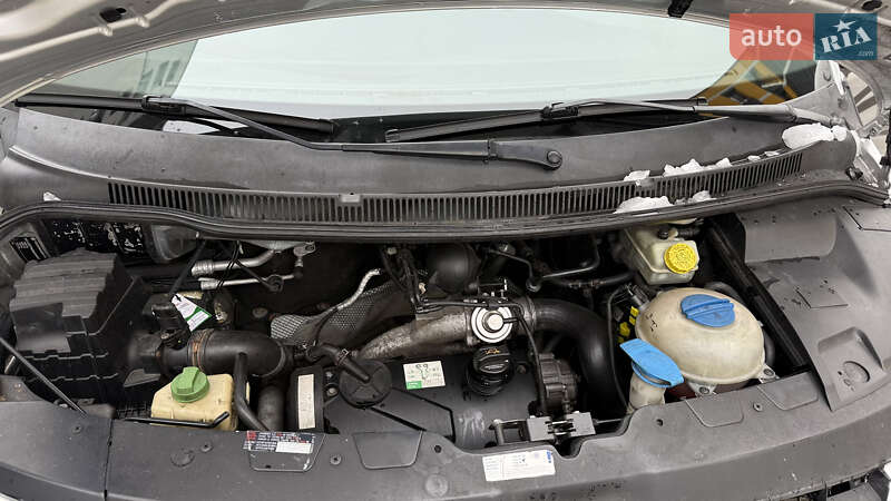 Мінівен Volkswagen Transporter 2005 в Івано-Франківську