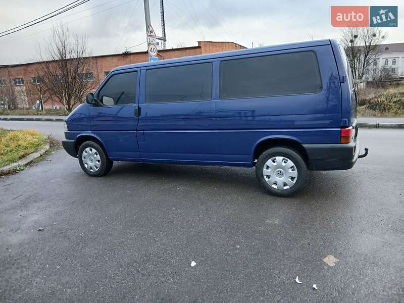 Мінівен Volkswagen Transporter 2003 в Рівному