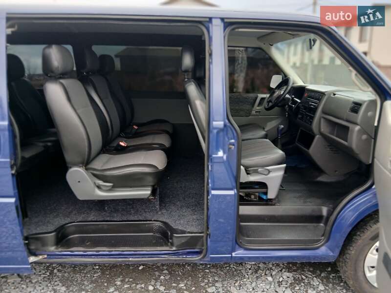 Мінівен Volkswagen Transporter 2003 в Рівному
