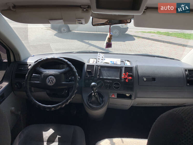 Минивэн Volkswagen Transporter 2006 в Хмельницком