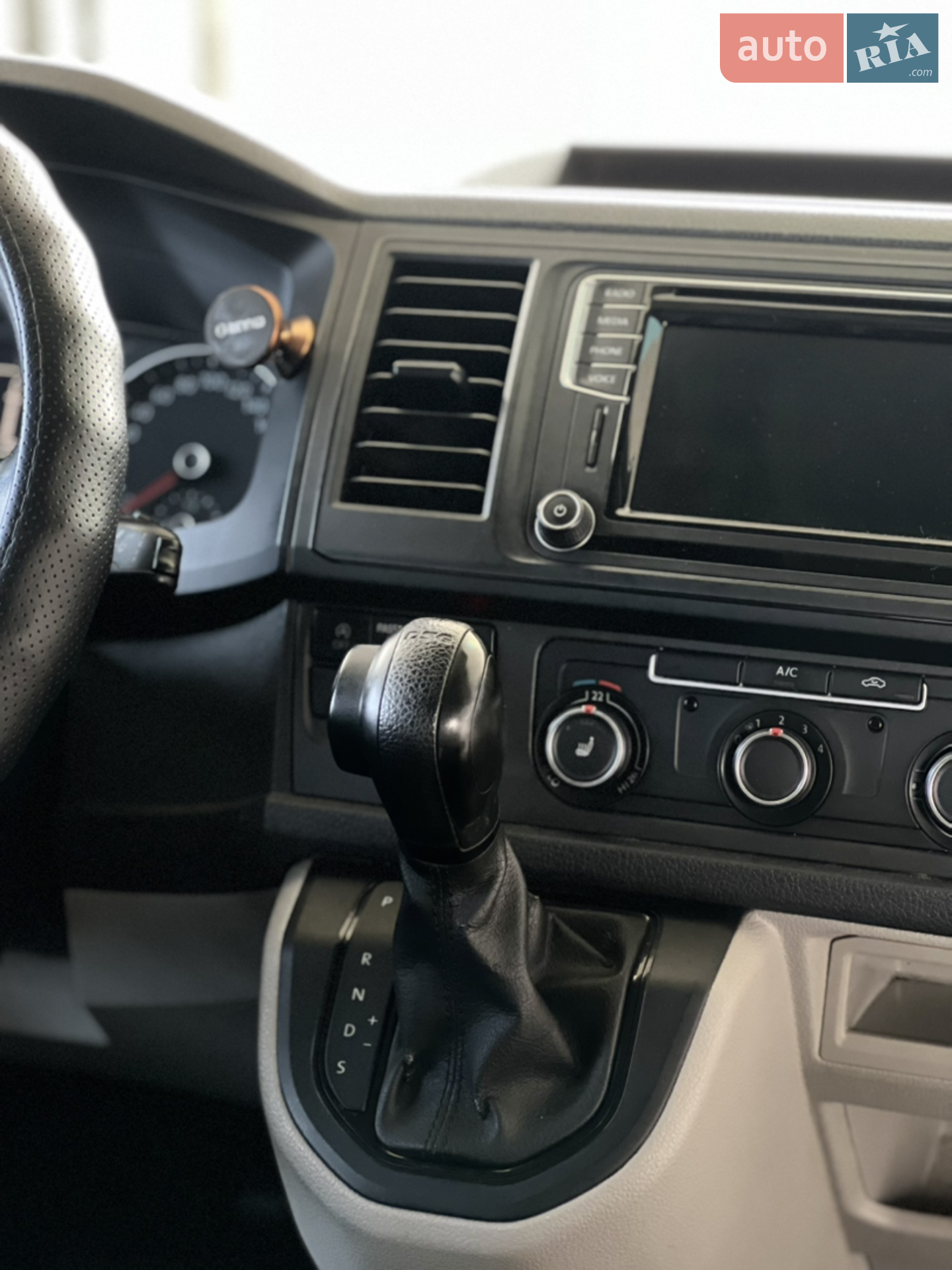 2018 Volkswagen Transporter - мініатюра 11