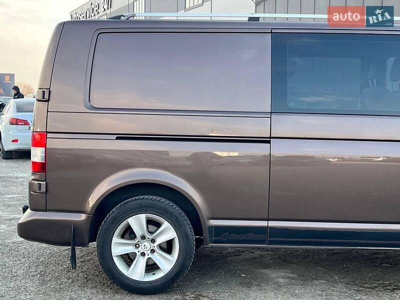 Минивэн Volkswagen Transporter 2014 в Львове