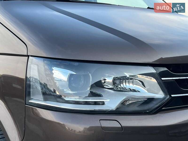 Минивэн Volkswagen Transporter 2014 в Львове