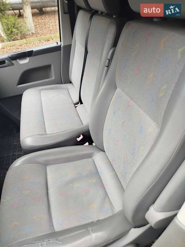 Вантажний фургон Volkswagen Transporter 2009 в Києві фото 9 Вантажний фургон Volkswagen Transporter 2009 в Києві