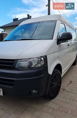Грузовой фургон Volkswagen Transporter 2015 в Ивано-Франковске