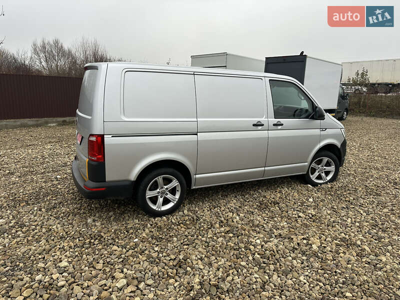 Вантажний фургон Volkswagen Transporter 2019 в Львові