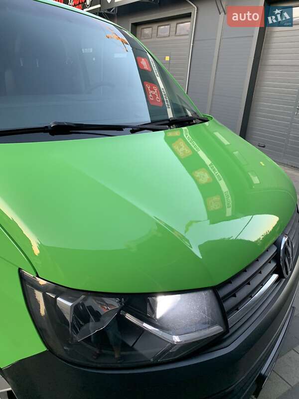 Минивэн Volkswagen Transporter 2015 в Ивано-Франковске