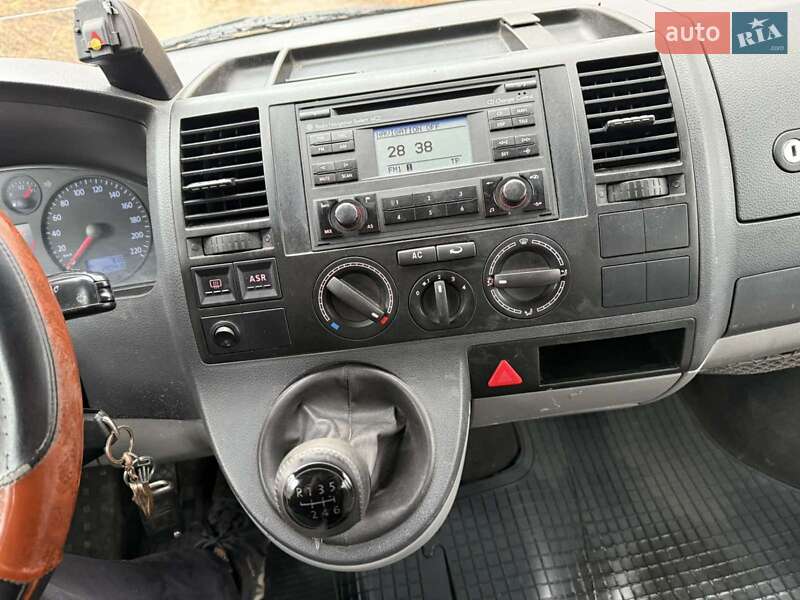 Минивэн Volkswagen Transporter 2004 в Змиеве фото 8 Минивэн Volkswagen Transporter 2004 в Змиеве
